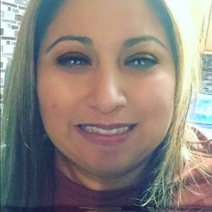 Meet your Posher, Isabel